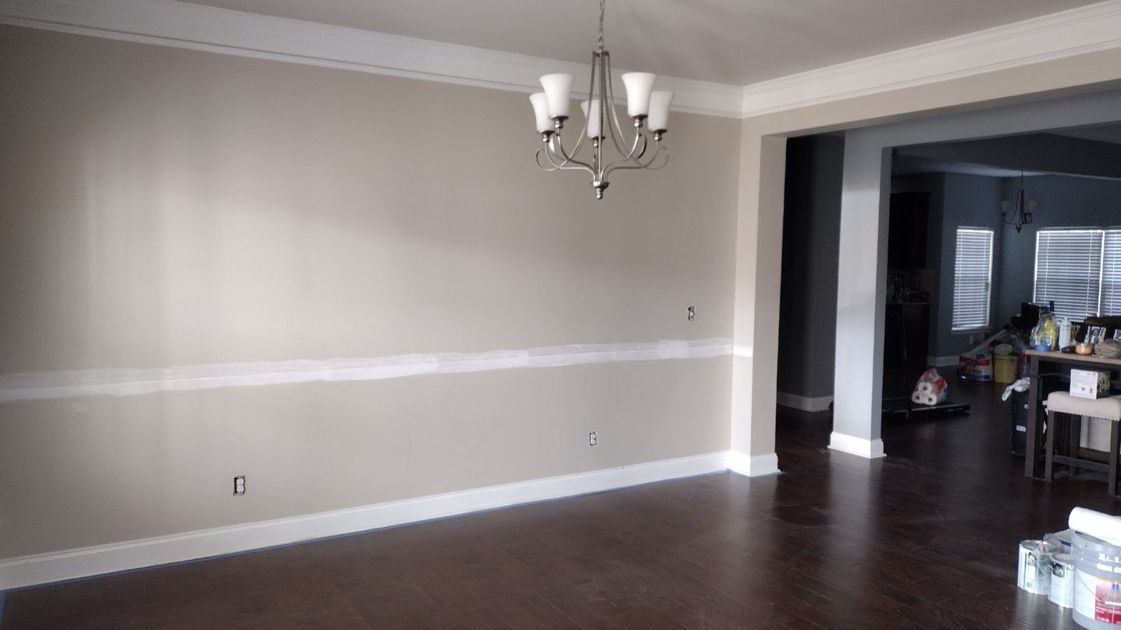 Dining room before wall detailing